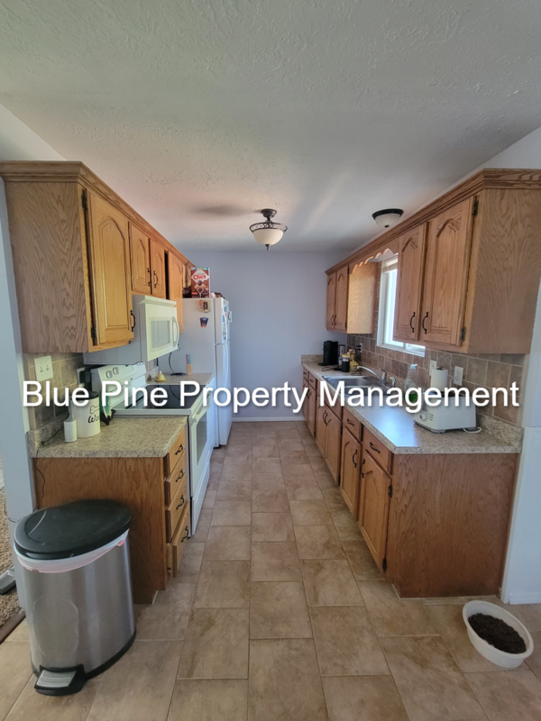 228 Brent Way - Photo 3 of 17