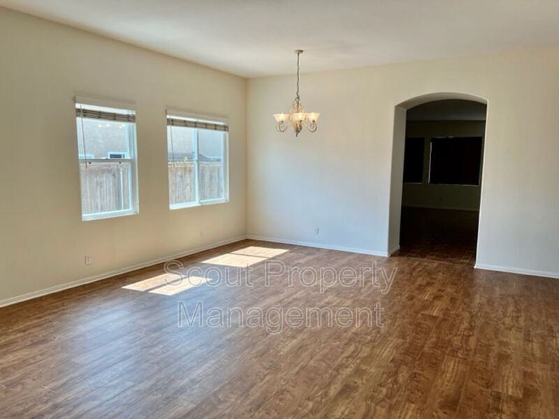 41423 Temeku Dr - Photo 7 of 34