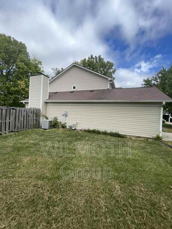 7745 Kane Ct - Photo 2 of 15