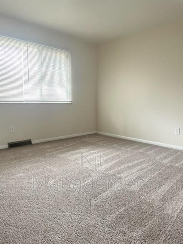 5219 Jackman Rd - Photo 2 of 6