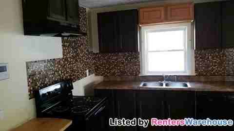 111 Stacker Dr - Photo 3 of 7