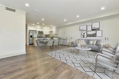 724 Washington Street - Photo 3 of 21