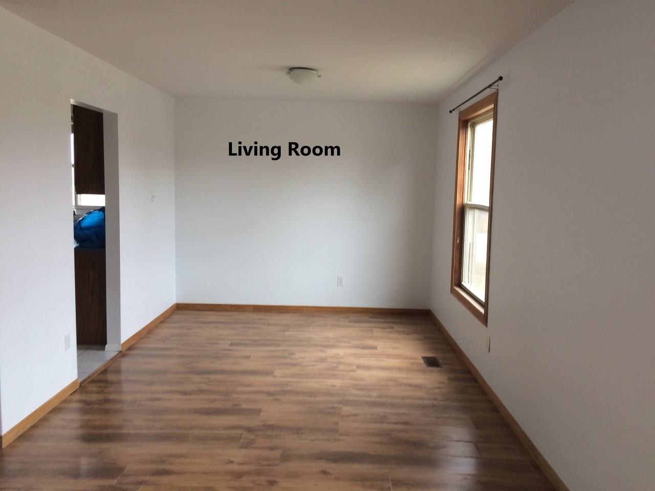 83 Ivanhoe Road - Photo 2 of 10