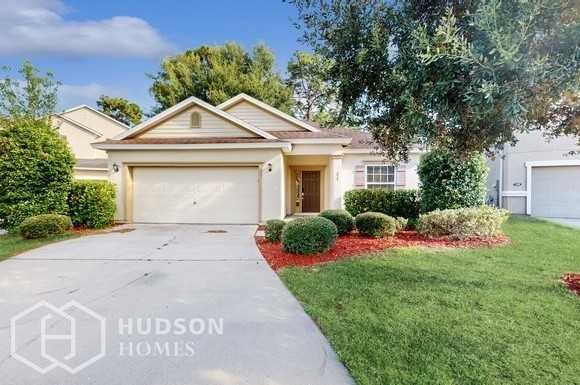 324 Auburn Oaks Rd E - Photo 2 of 35