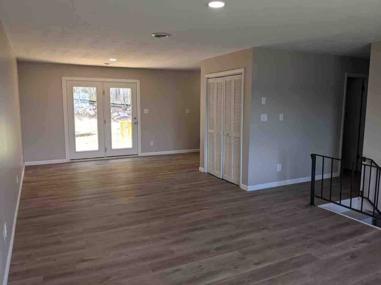 1087 Okrina Dr #NA - Photo 3 of 12