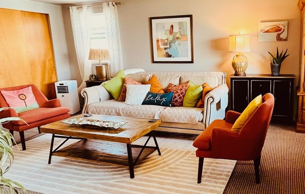 3214 Fuhrman Ave E - Photo 2 of 25