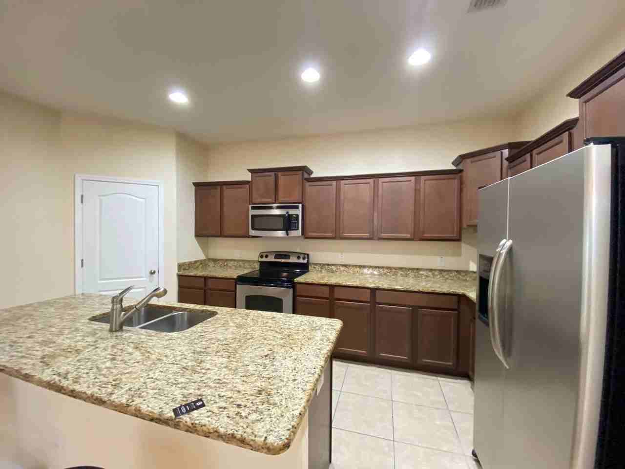 2555 Carrickton Cir #1 - Photo 6 of 28