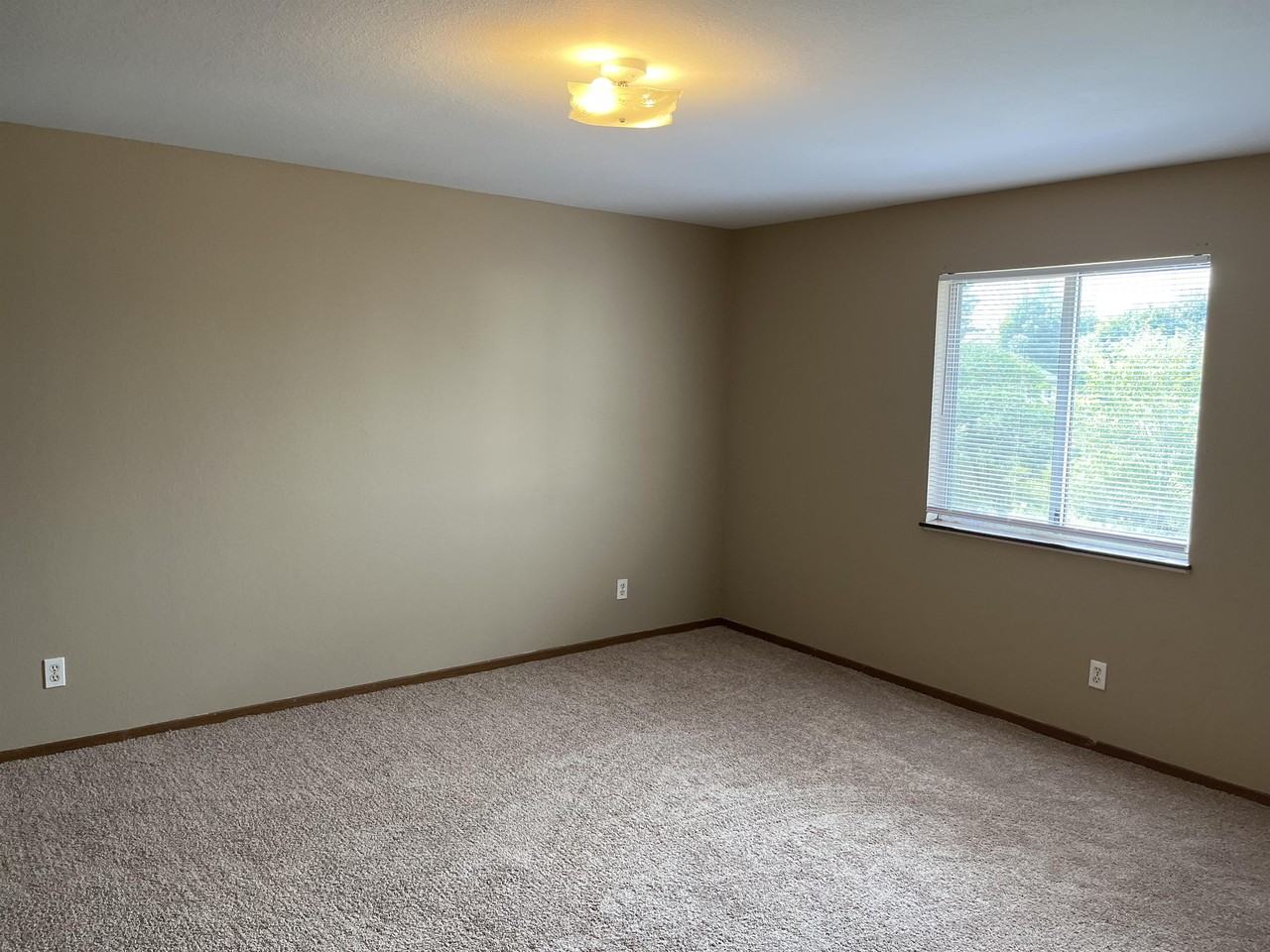 480 Stratford Way #3 - Photo 6 of 11