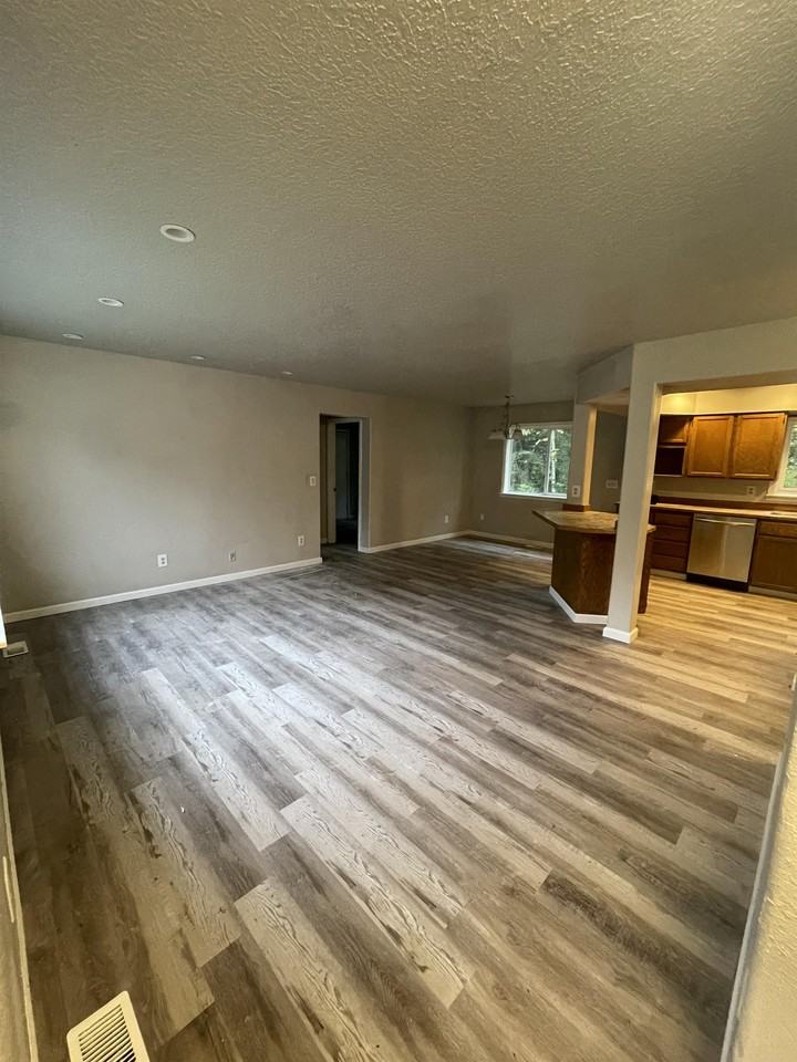 5901 E Beaver Ave #1 - Photo 3 of 10