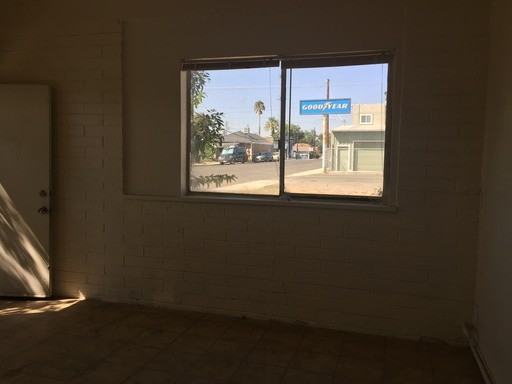 1575 California Ave - Photo 3 of 13