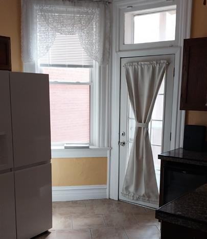 1 2151 - Photo 3 of 10