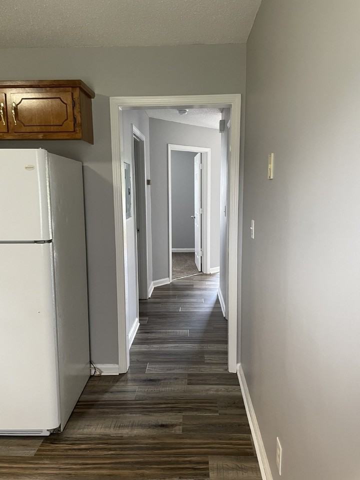 204B Arkansas Ave - Photo 6 of 19