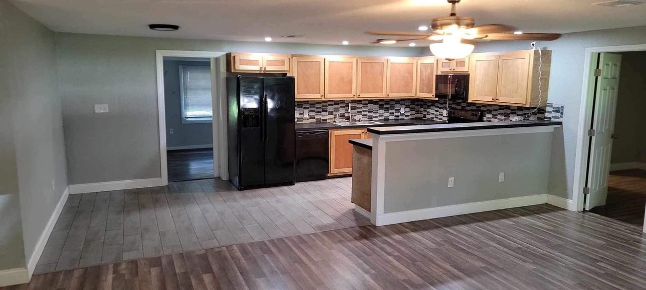 27263 Dale Ave #NA - Photo 2 of 20