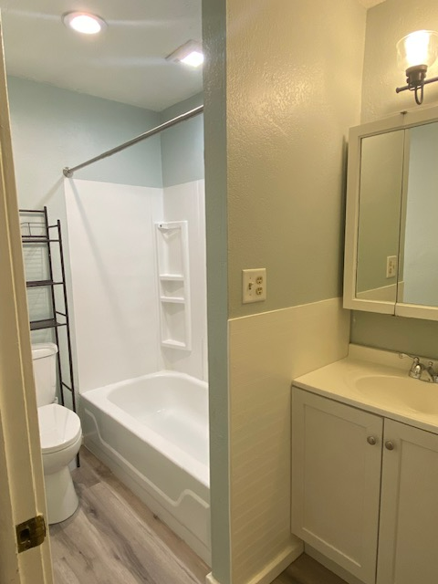 313 Main St #3 - Photo 2 of 4