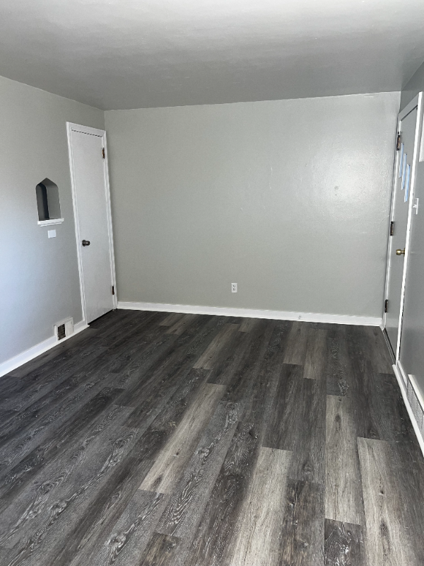 313 Orchard Dr #313 - Photo 2 of 15
