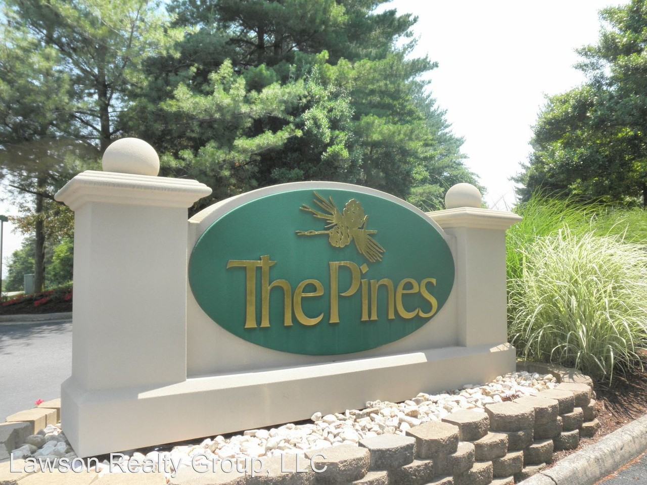 4604 Dyer Ct - Photo 2 of 48