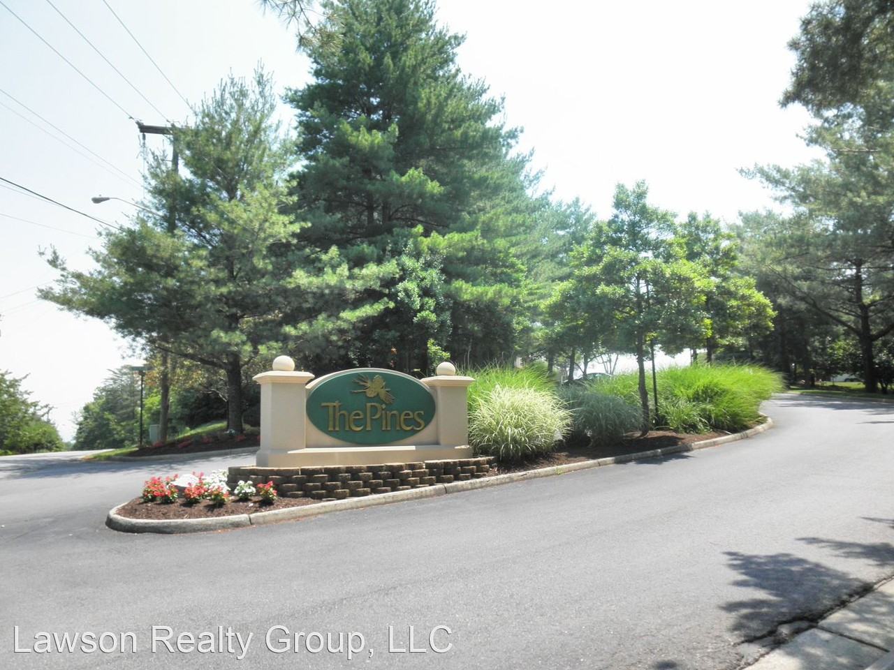 4604 Dyer Ct - Photo 3 of 48