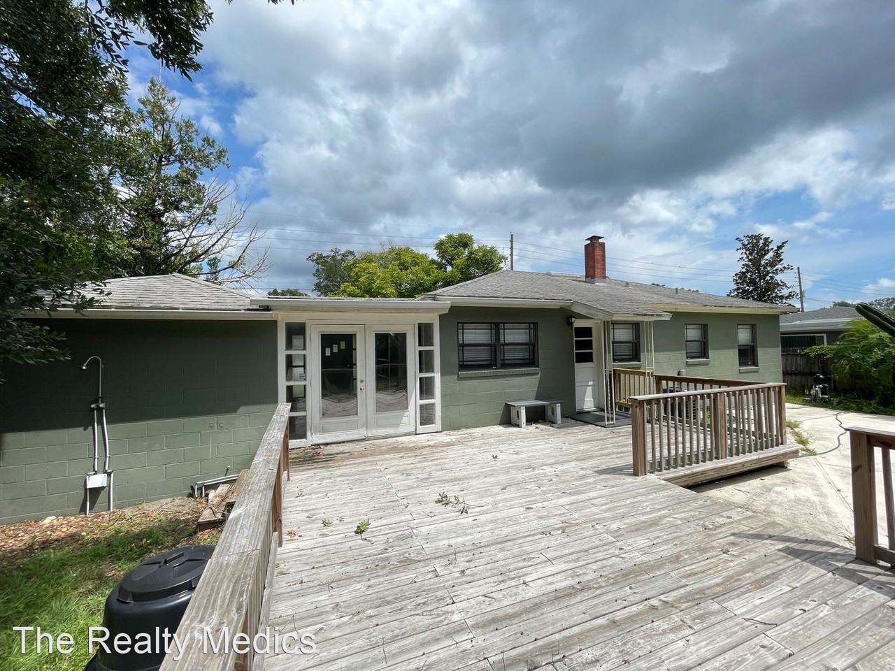 1638 N Bumby Ave - Photo 2 of 20