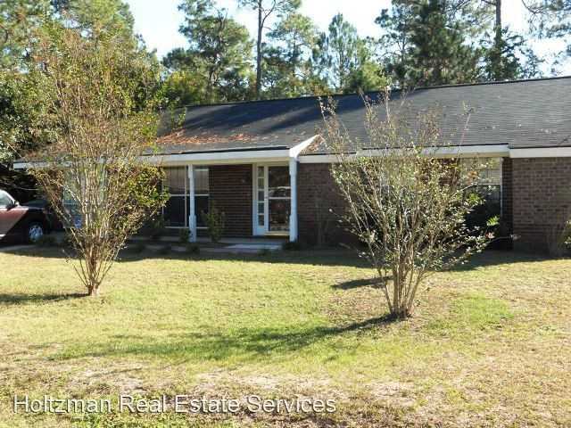 629 Slade St - Photo 2 of 3