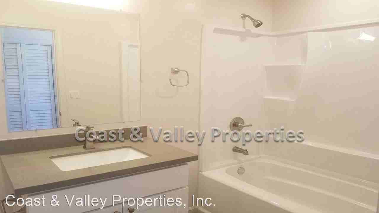 2-4 1/2 Villa St. - Photo 2 of 10