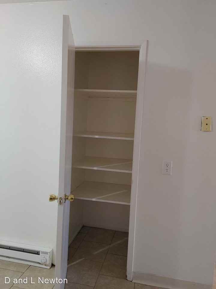 129 S. I St. - Photo 2 of 15