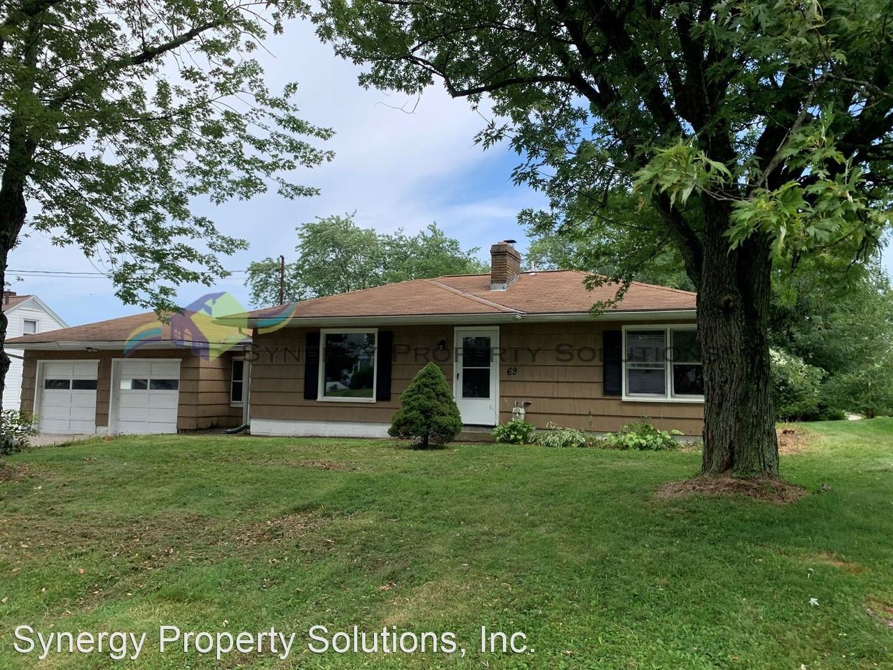 69 Alpine Dr. 69 Richland, Mansfield, OH 44906 2 Bedroom House for 895