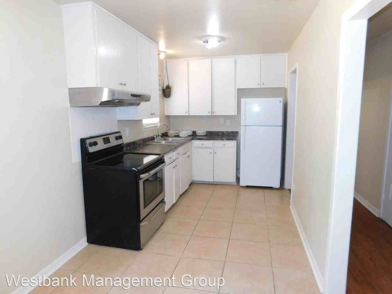 211 S Rice St - Photo 3 of 9