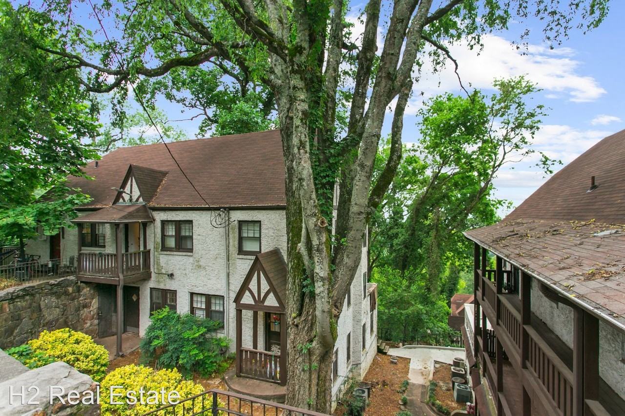 Manor Village Apartments 1843 1842 Richard Arrington Jr. Blvd (A&B