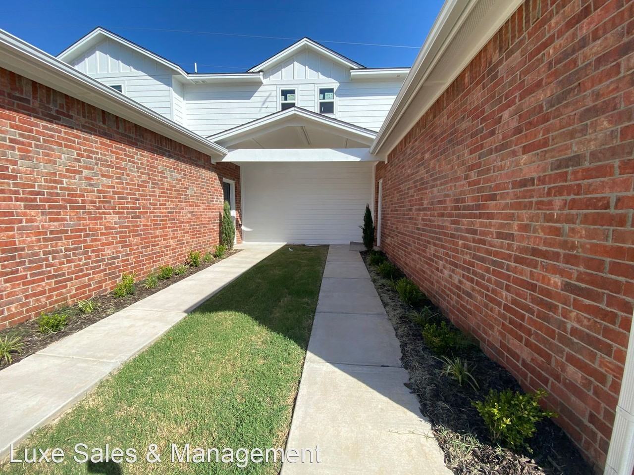 9915 Mashburn Blvd - Photo 2 of 24