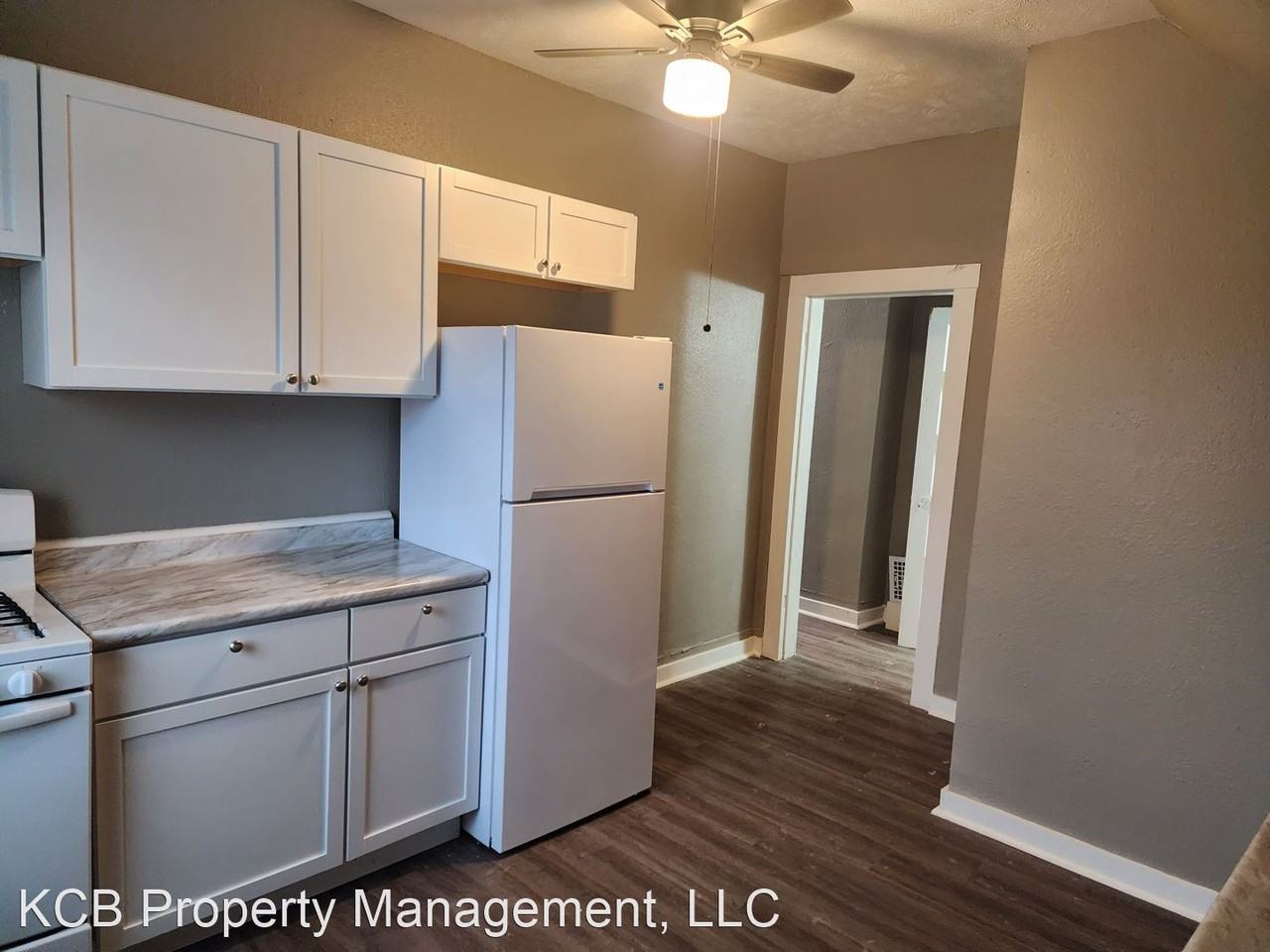 700 01-02 West Market Street - Photo 3 of 10