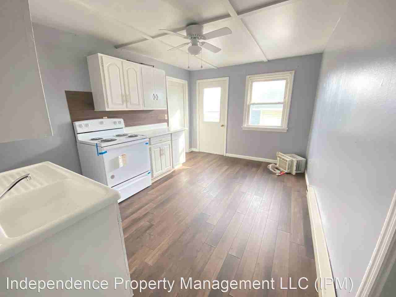 115-119 Sycamore St - Photo 2 of 9