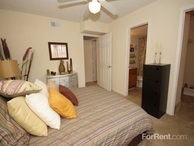 The Lakes at Indian Creek - Photo 3 of 19