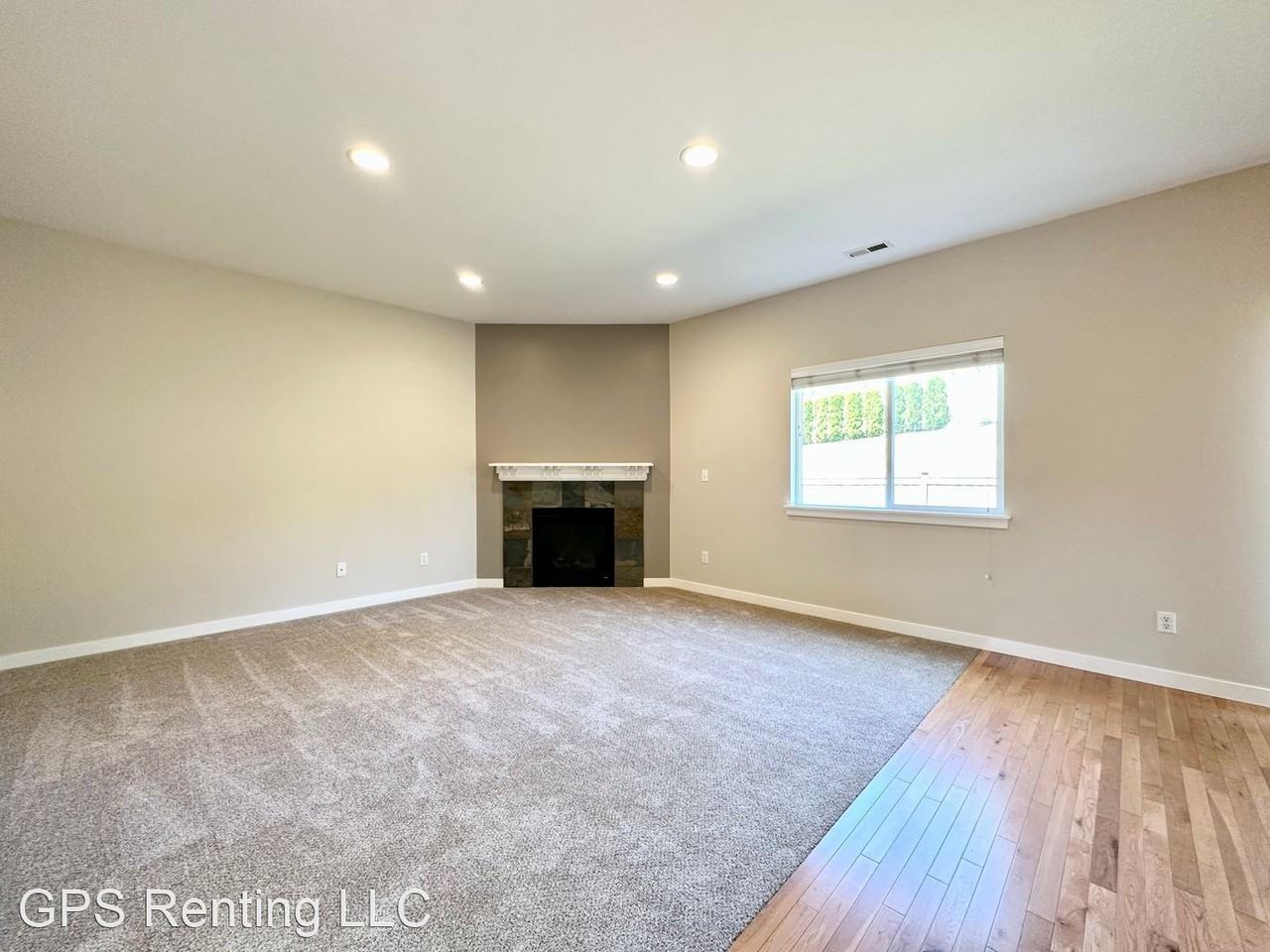 27677 256th Pl Se - Photo 3 of 21