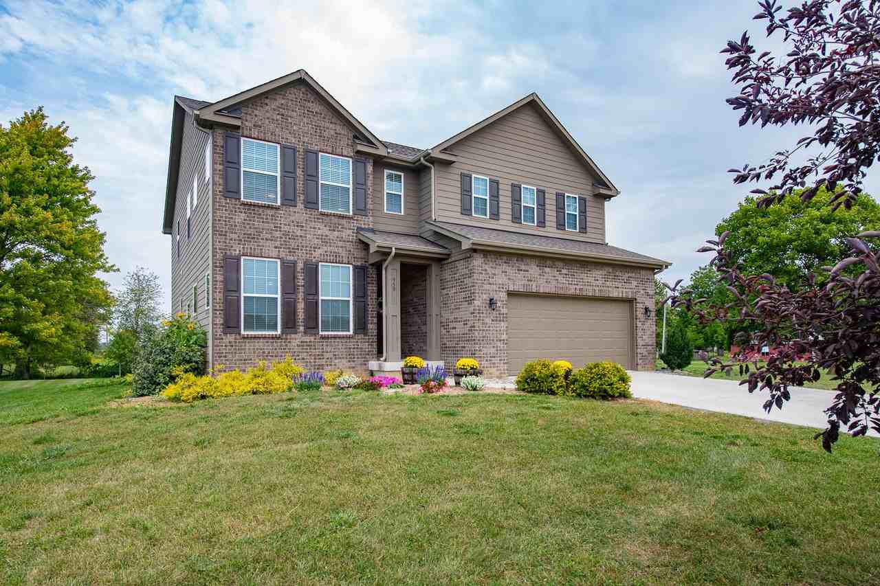 950 W 600 S - Photo 3 of 37