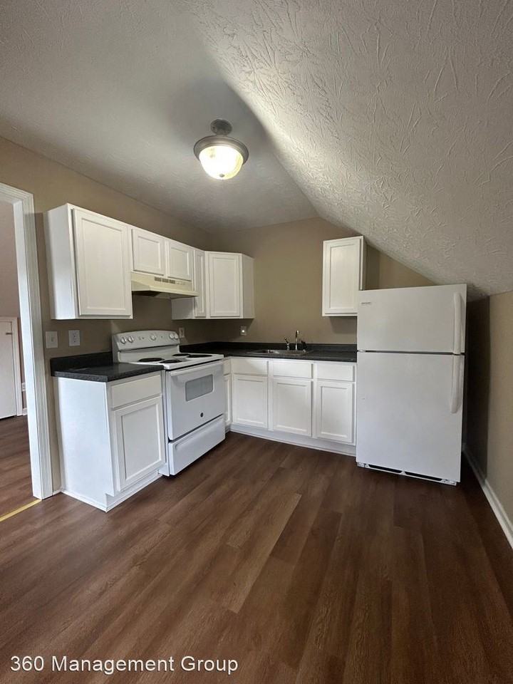 114 Georgia St - Photo 2 of 7