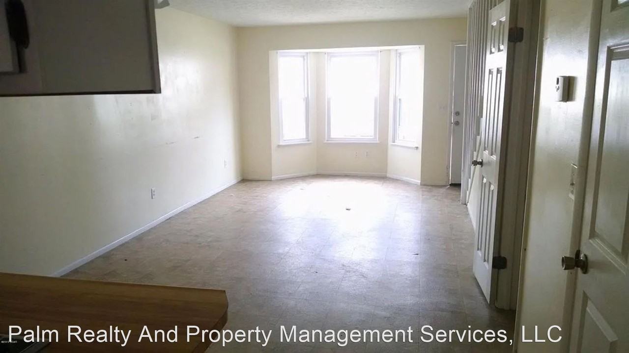 2507 Johnson Dr - Photo 3 of 6