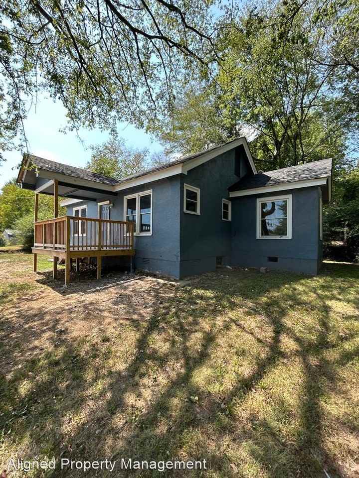 Cooper St - Photo 2 of 18