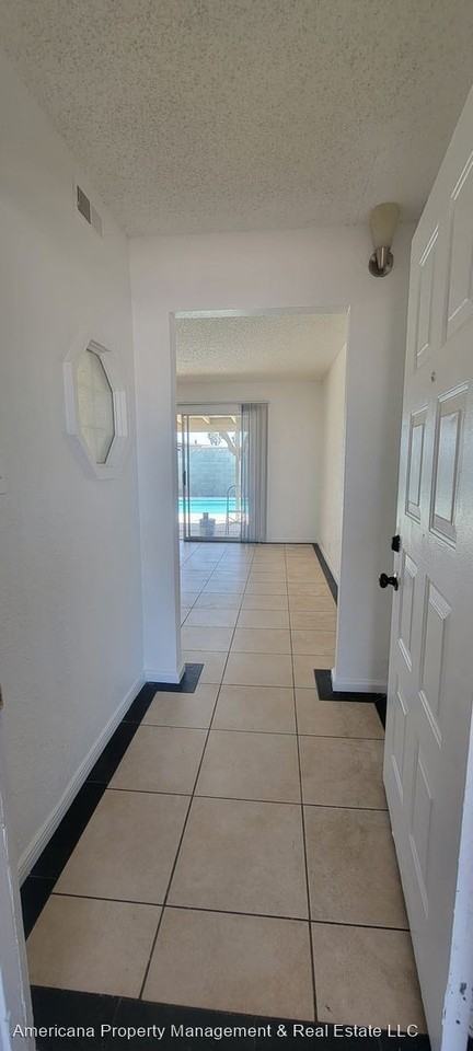 4205 Alta Dr - Photo 3 of 10