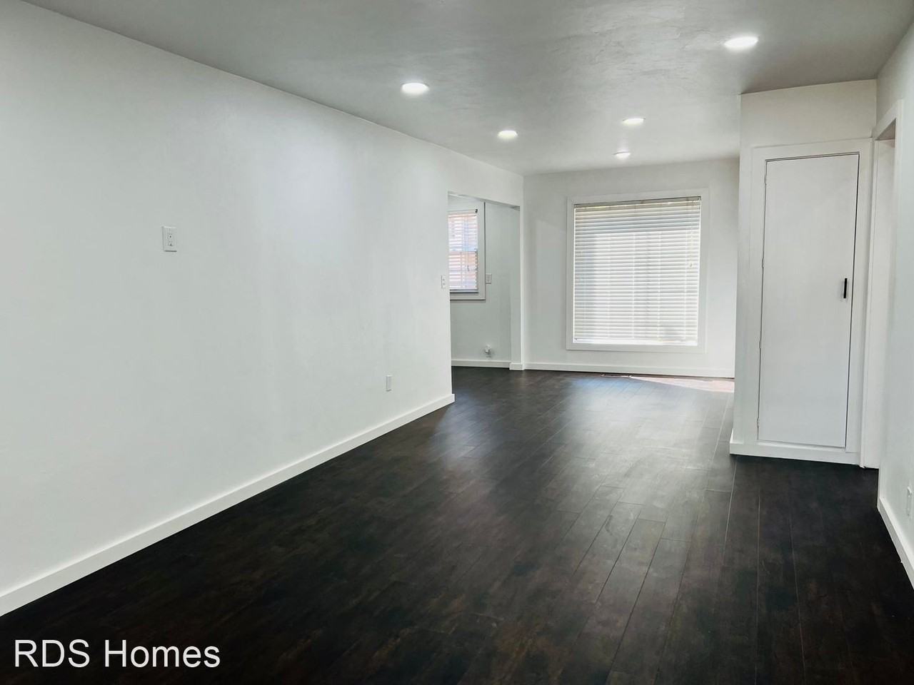 2320 Nw 31st St - Photo 2 of 13