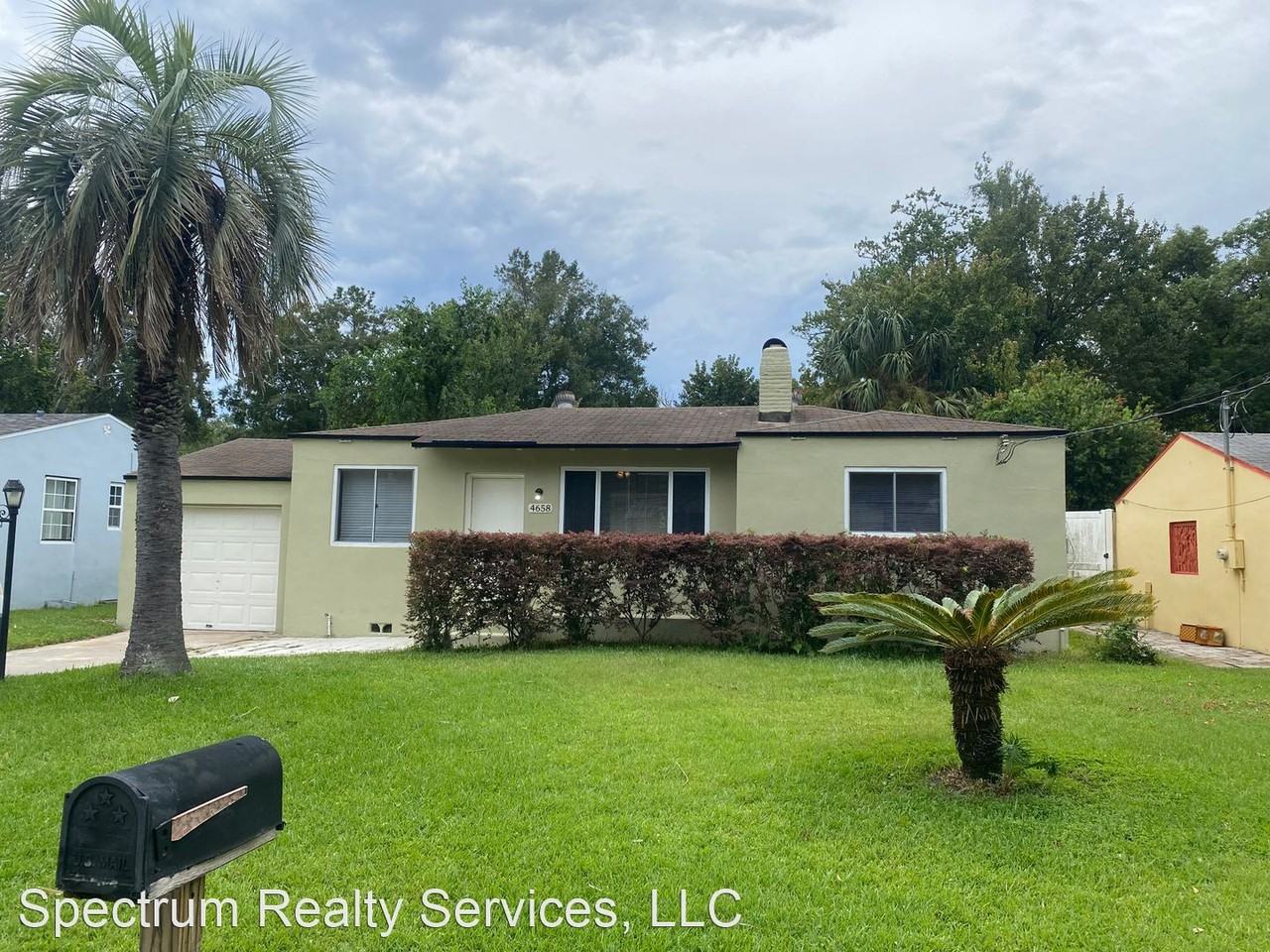 4658 Blount Ave - Photo 2 of 41