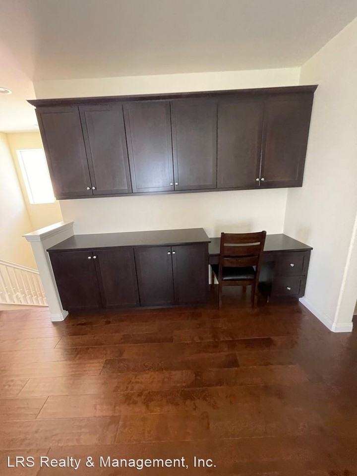 10851 Harmony Ln - Photo 3 of 20