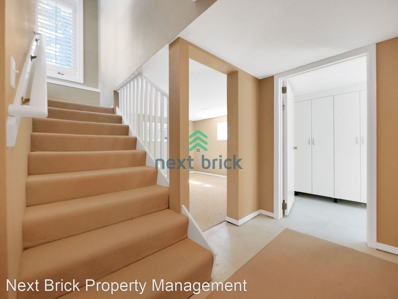 137 11th Ave - Photo 3 of 29