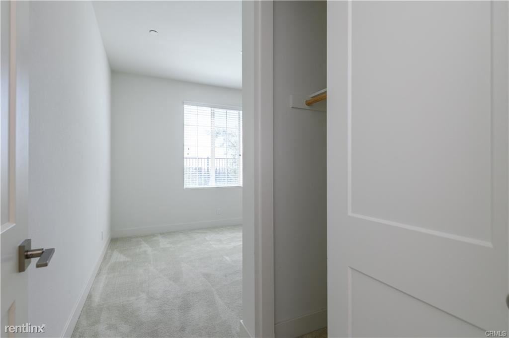 1928 Aliso Canyon Dr - Photo 3 of 10