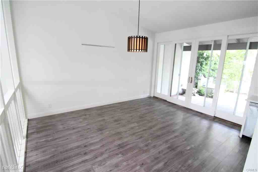 2022 Avenida Chico - Photo 3 of 10