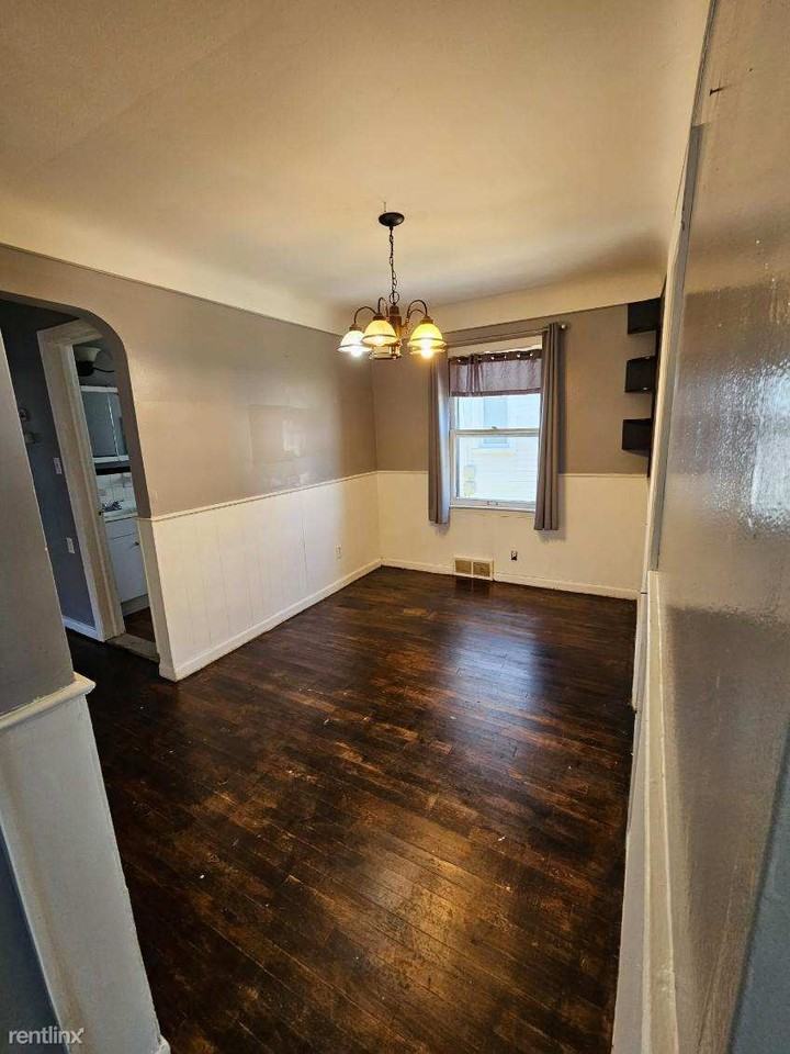 17504 Toepfer Dr - Photo 2 of 10