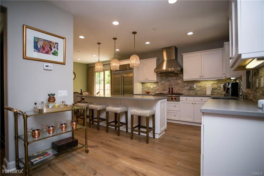 111 Via Murcia - Photo 3 of 8