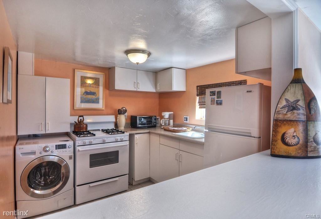 31648 Florence Ave - Photo 3 of 8