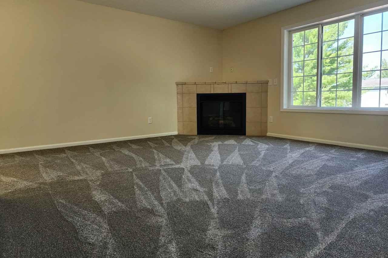 1101 5th St N - Photo 2 of 15