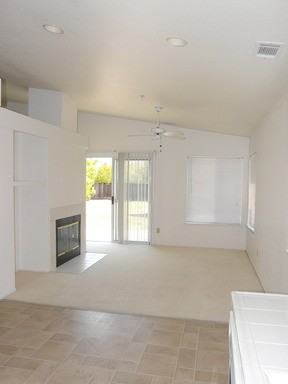 1092 Donaldson Way - Photo 3 of 11