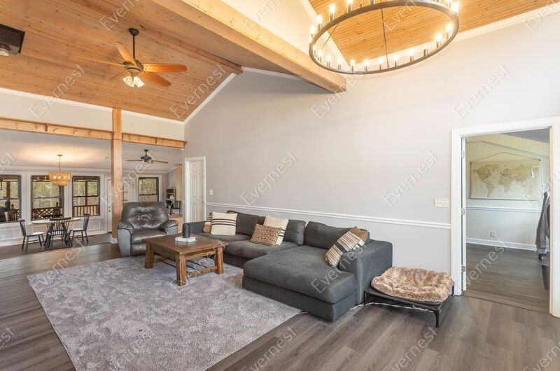 7929 Daugherty Capley Rd - Photo 2 of 44